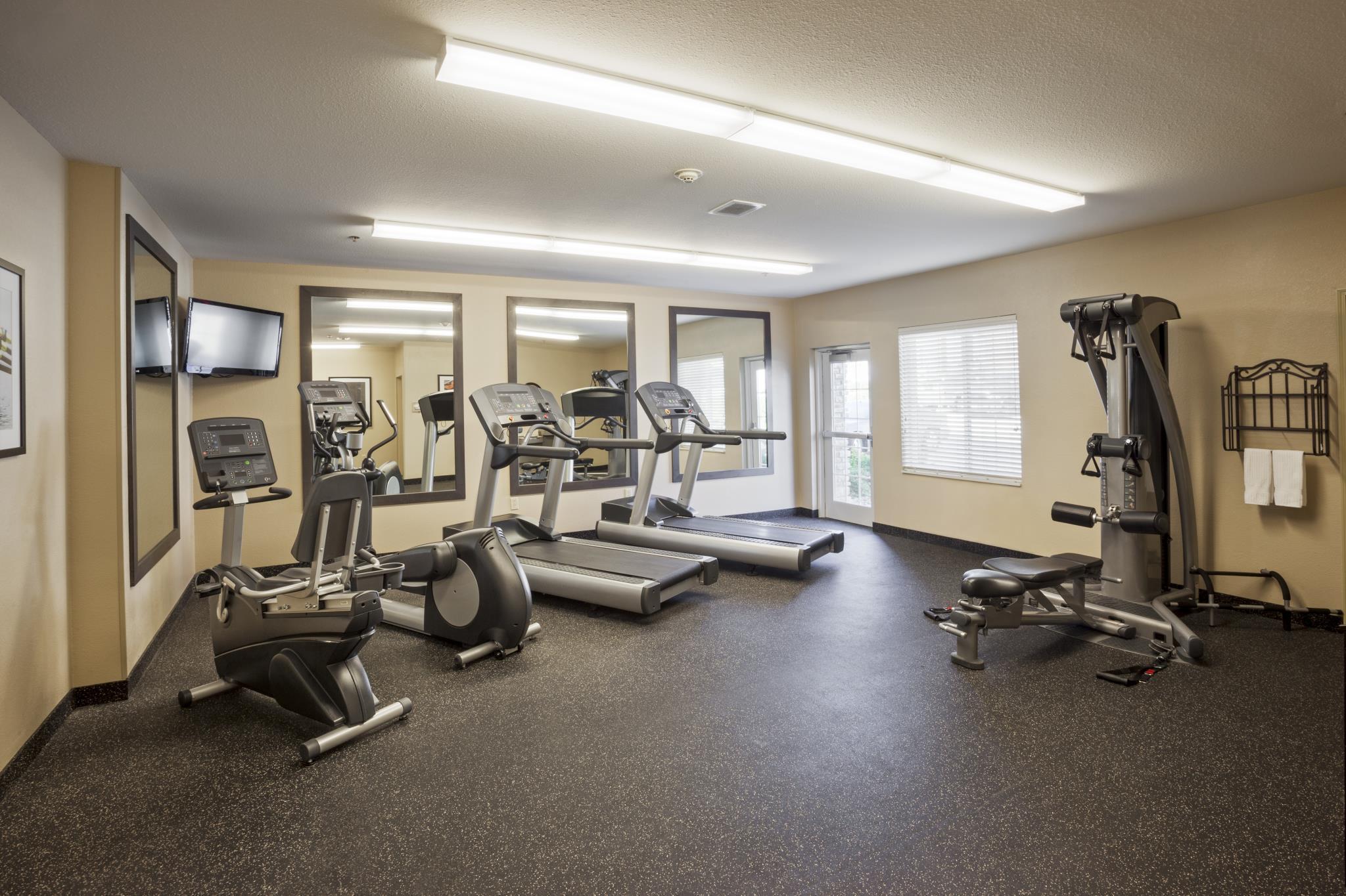 Candlewood Suites - Hartford Downtown Экстерьер фото